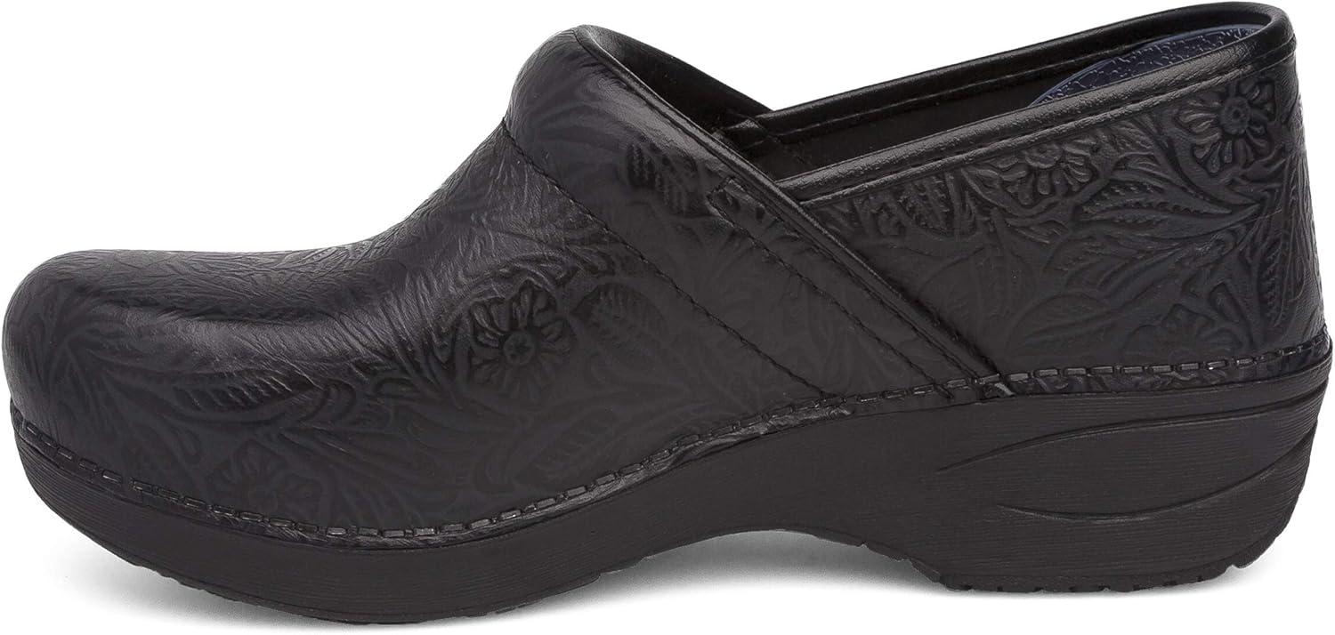 imageDansko XP 20 Clogs Lightweight SlipResistant Footwear for Comfort and Support Ideal for Long Standing Professionals Nursing Healthcare ProfessionalsBlack Floral