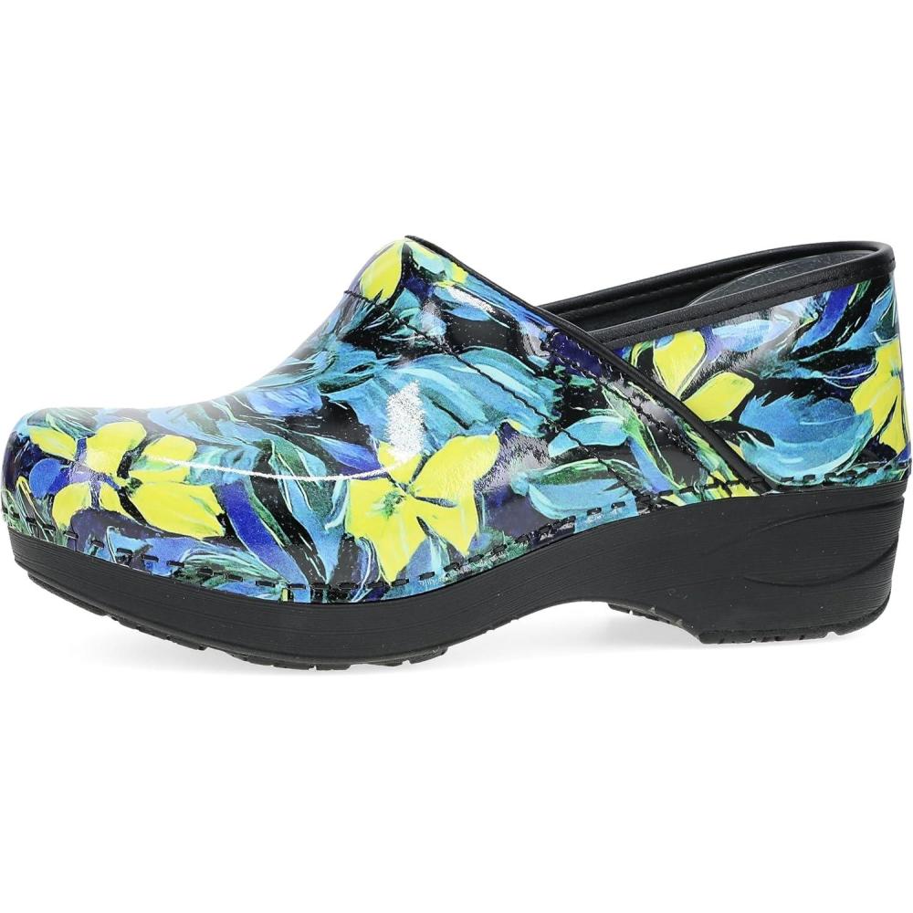imageDansko XP 20 Clogs Lightweight SlipResistant Footwear for Comfort and Support Ideal for Long Standing Professionals Nursing Healthcare ProfessionalsParadise